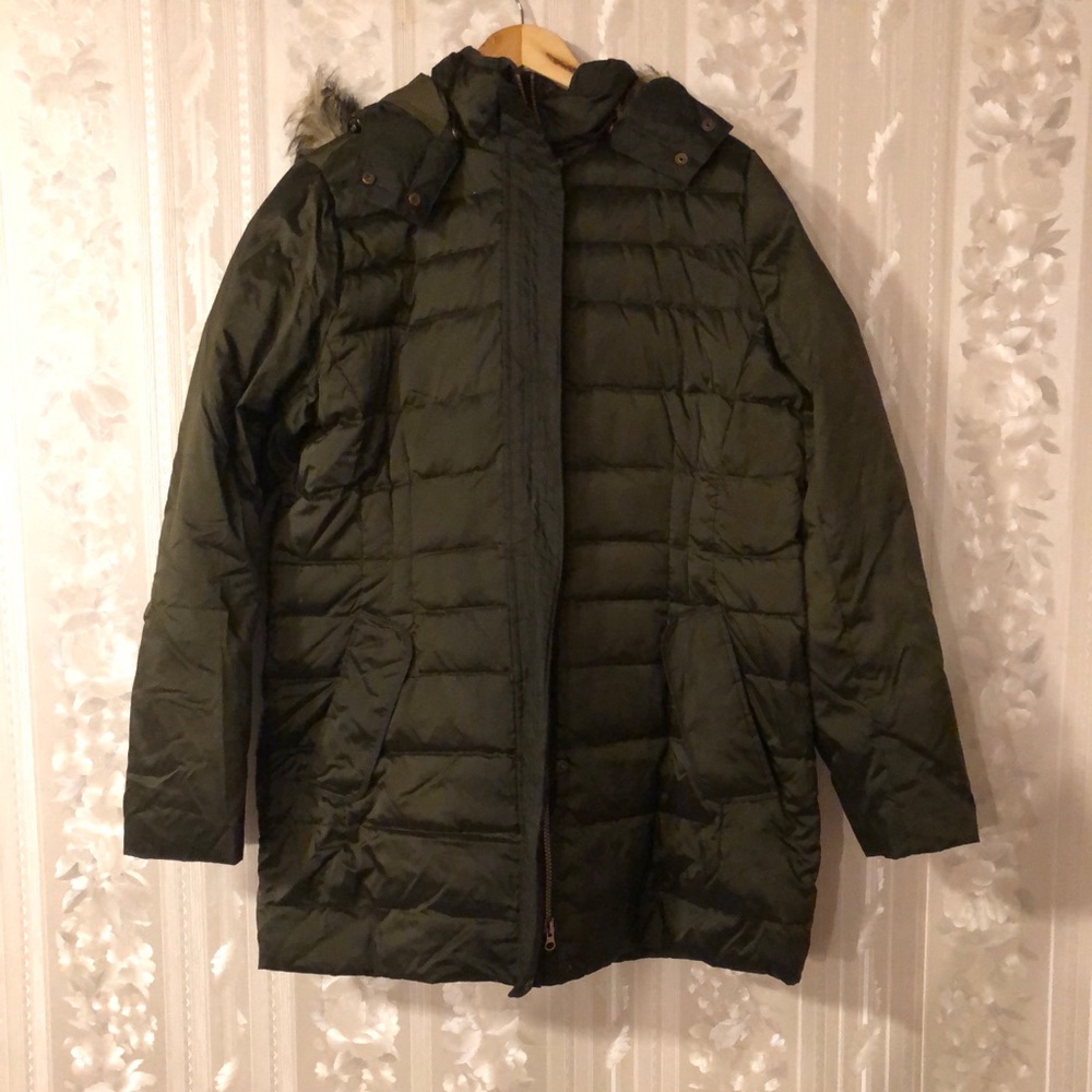 Lands’ End Down Coat. Knee length Sz:LT